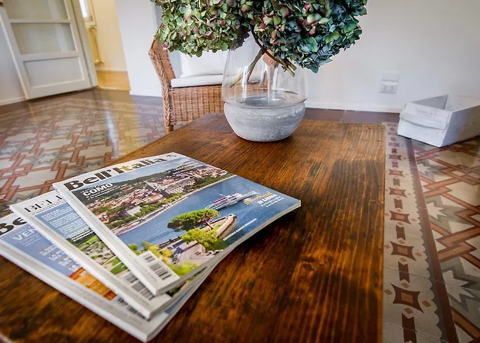 Regina 24 Apartman Cernobbio